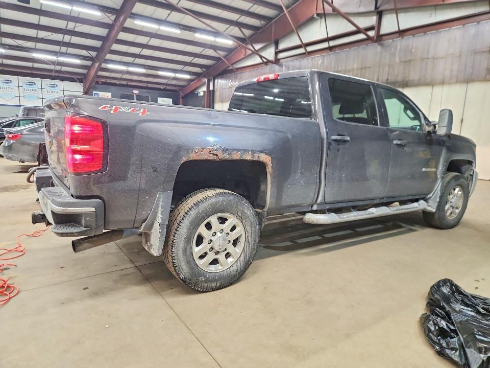 2015 CHEVROLET SILVERADO K2500 HEAVY DUTY LT — Фото 3 из 12