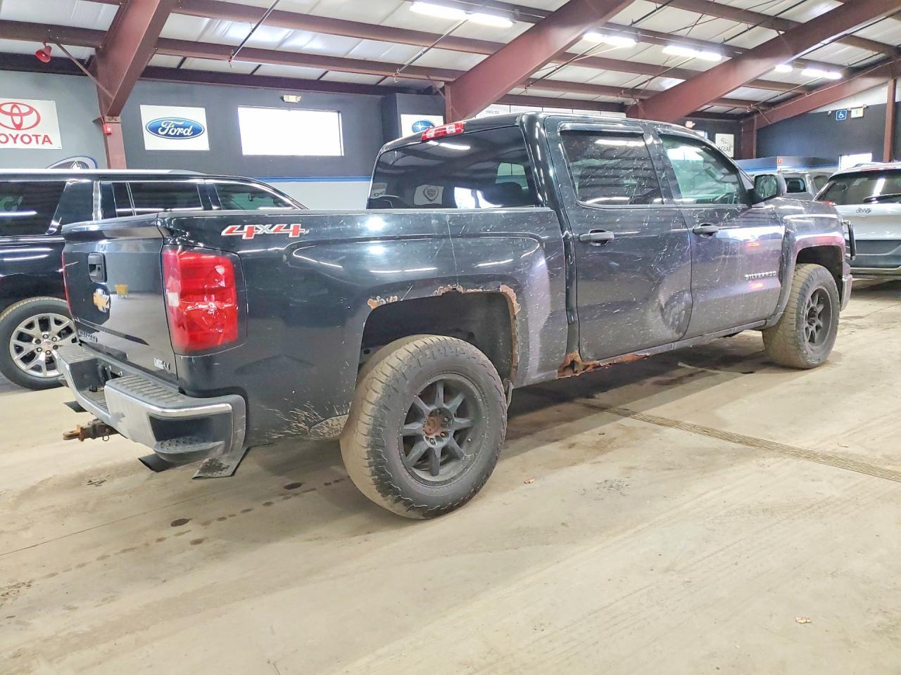 2014 CHEVROLET SILVERADO K1500 LT — Фото 3 из 12