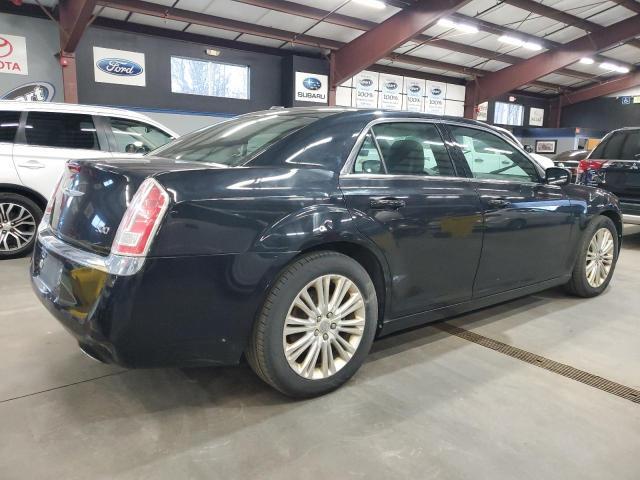 2013 CHRYSLER 300 — Фото 3 из 12
