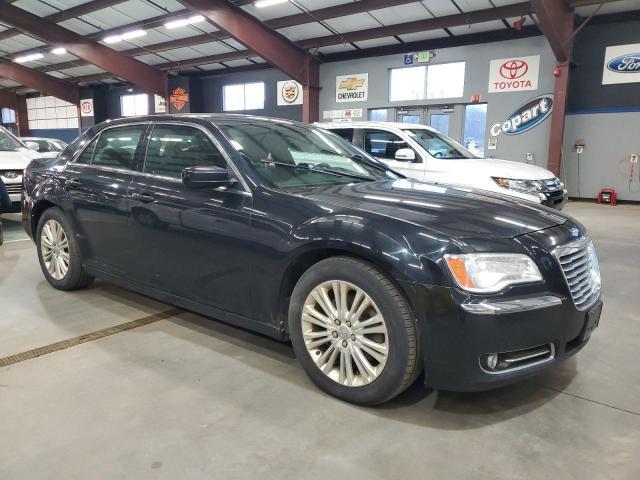 2013 CHRYSLER 300 — Фото 4 из 12