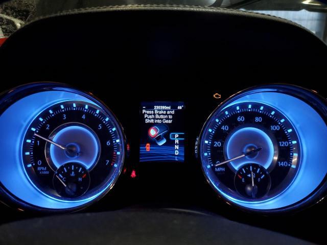 2013 CHRYSLER 300 — Фото 9 из 12