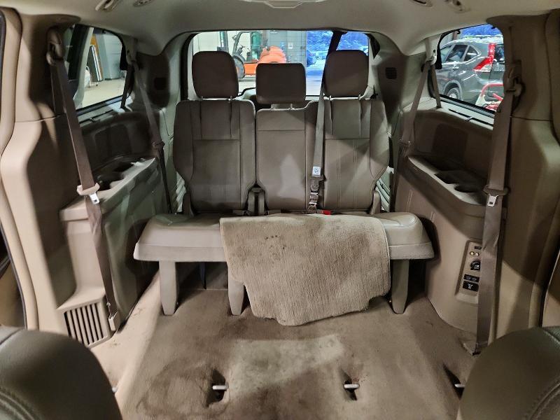 2013 CHRYSLER TOWN & COUNTRY TOURING — Фото 10 из 13