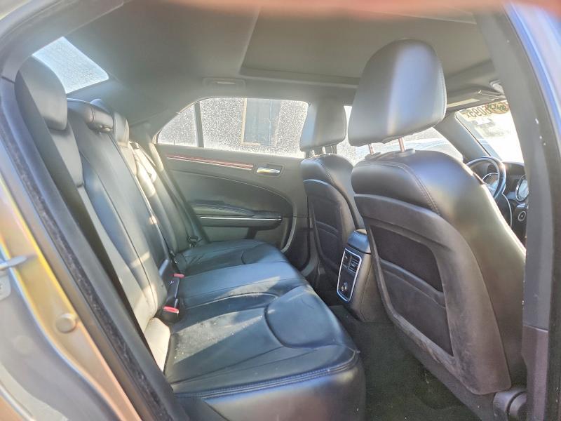 2014 CHRYSLER 300 — Фото 10 из 12