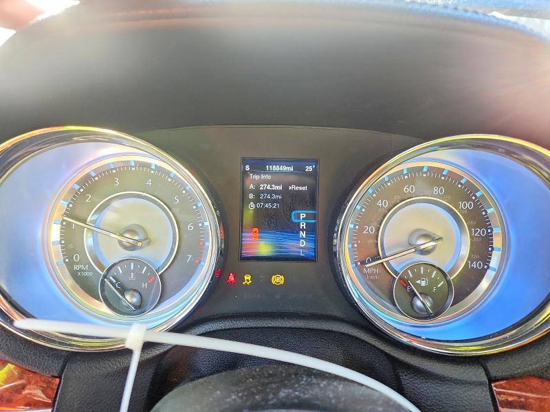 2014 CHRYSLER 300 — Фото 9 из 12