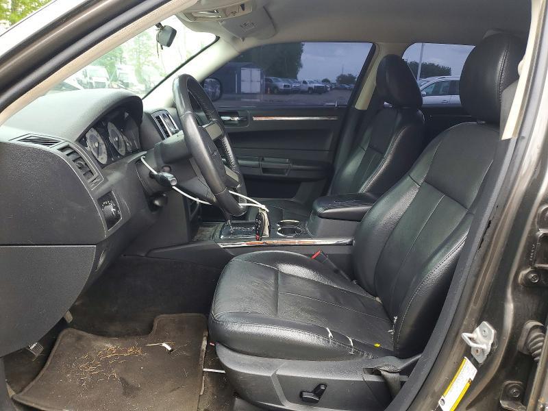 2010 CHRYSLER 300 TOURING — Фото 7 из 12