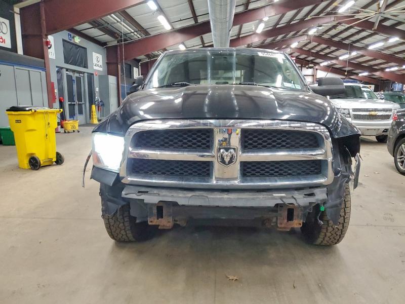 2011 DODGE RAM 1500 — Фото 5 из 12