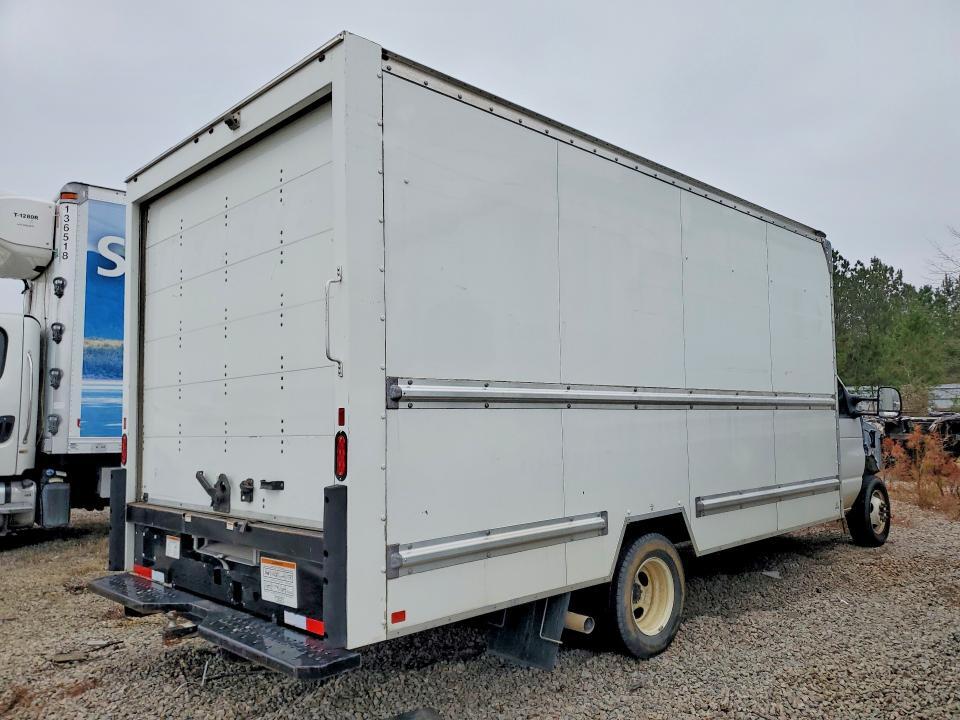 2023 FORD ECONOLINE E-350 — Фото 3 из 13