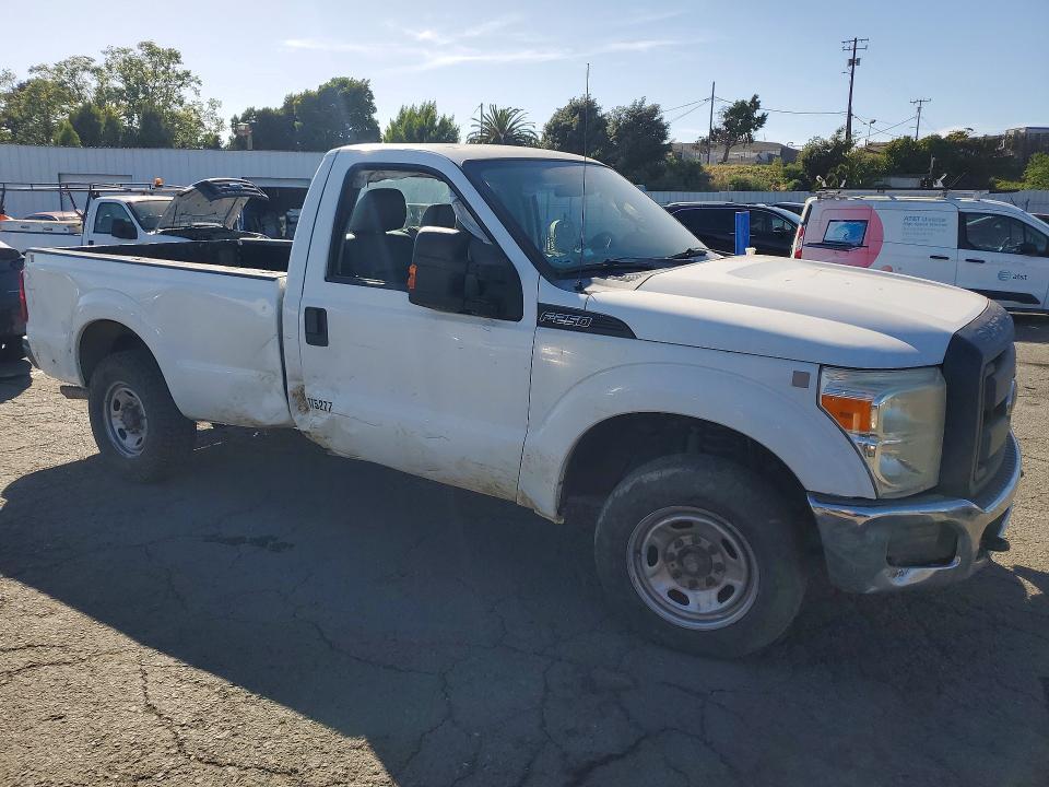 2013 FORD F250 SUPER DUTY — Фото 4 из 12