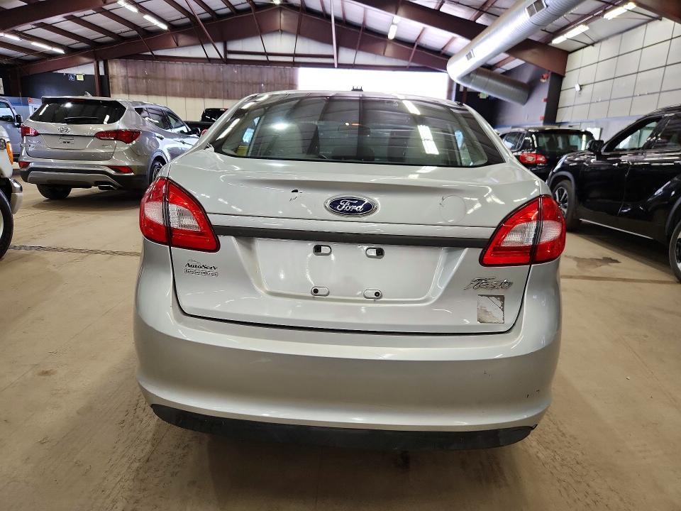2013 FORD FIESTA S — Фото 6 из 12