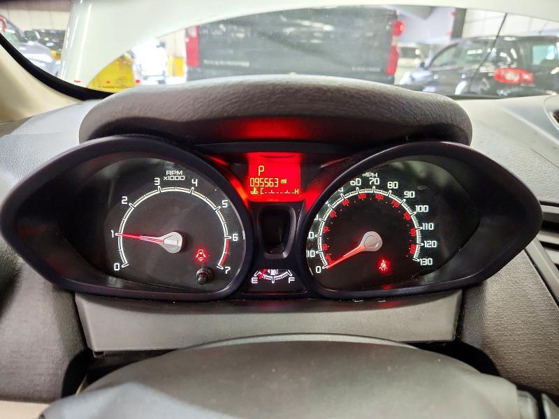 2013 FORD FIESTA S — Фото 9 из 12
