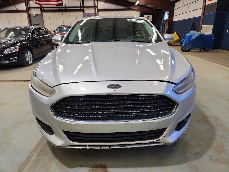 2014 FORD FUSION SE — Фото 5 из 12