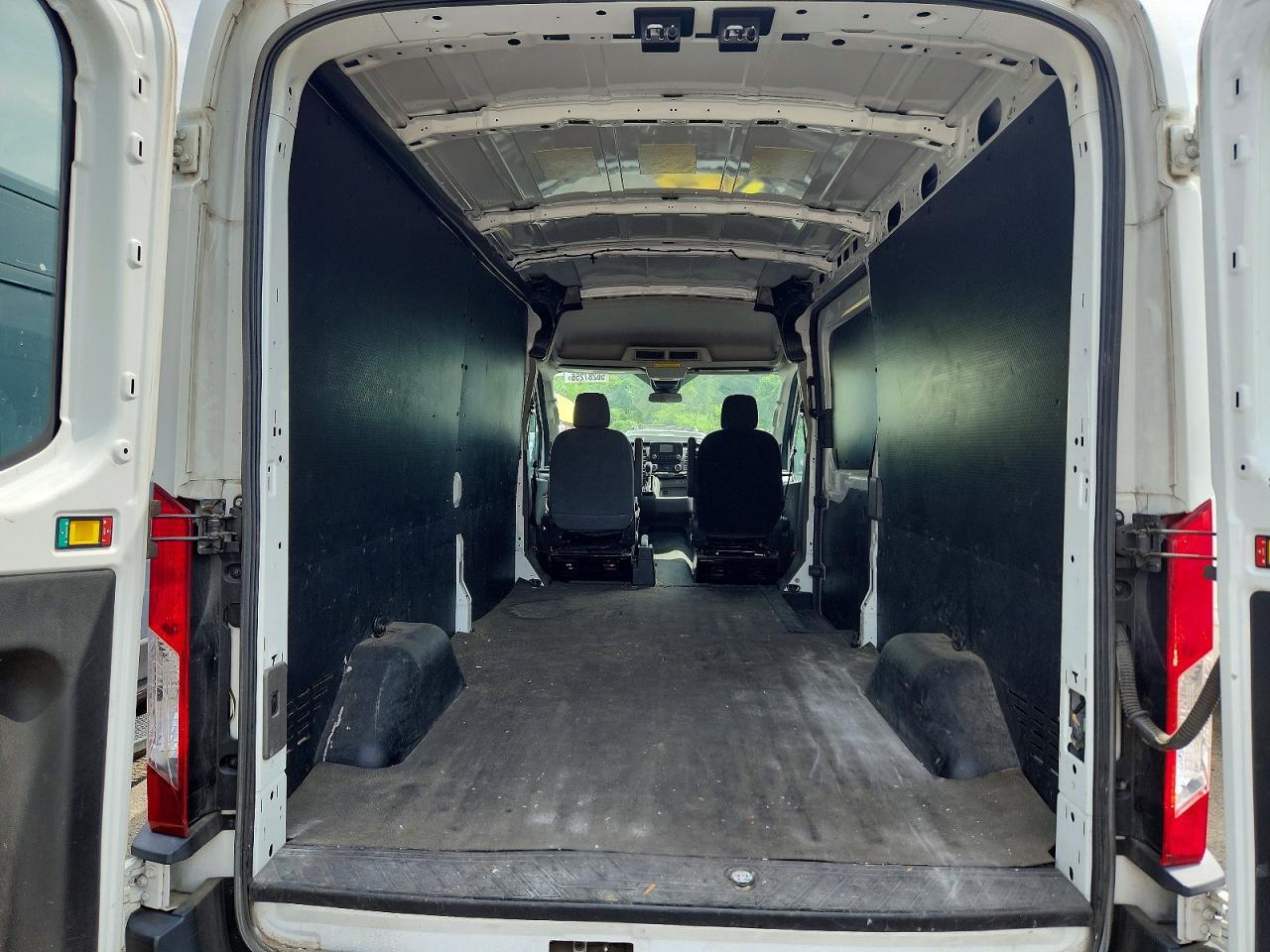 1FTBR1C84LKA10738 2020 FORD TRANSIT photo no. 10
