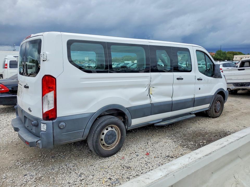 2015 FORD TRANSIT T-350 — Фото 3 из 13