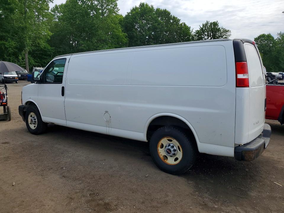 2017 GMC SAVANA G2500 — Фото 2 из 13