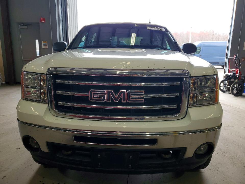 2013 GMC SIERRA K1500 SLE — Фото 5 из 12
