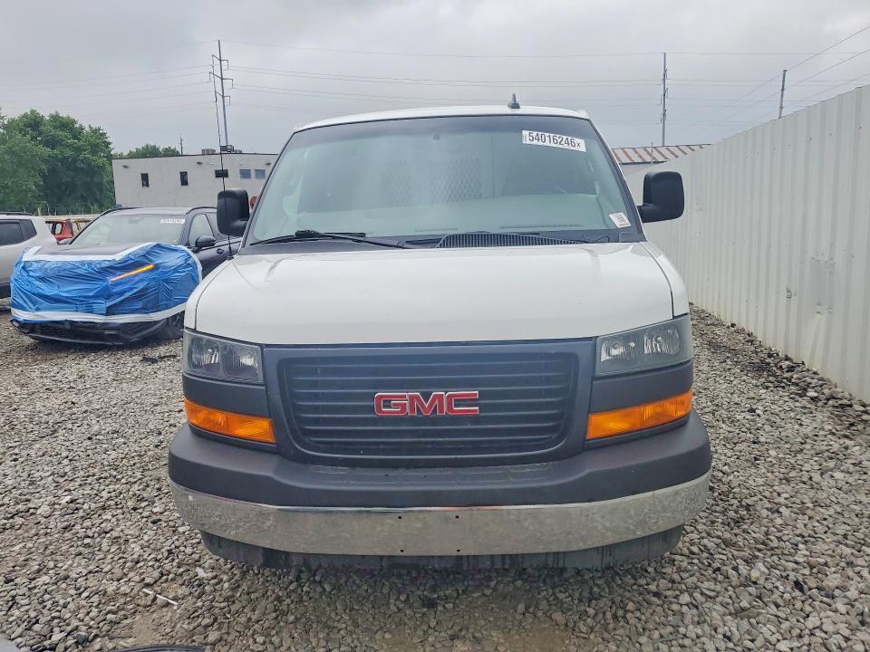 2022 GMC SAVANA 2500 CARGO DELIVERY VAN — Фото 5 из 13
