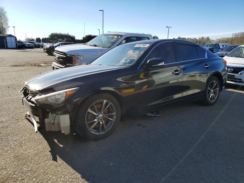 2015 INFINITI Q50 BASE