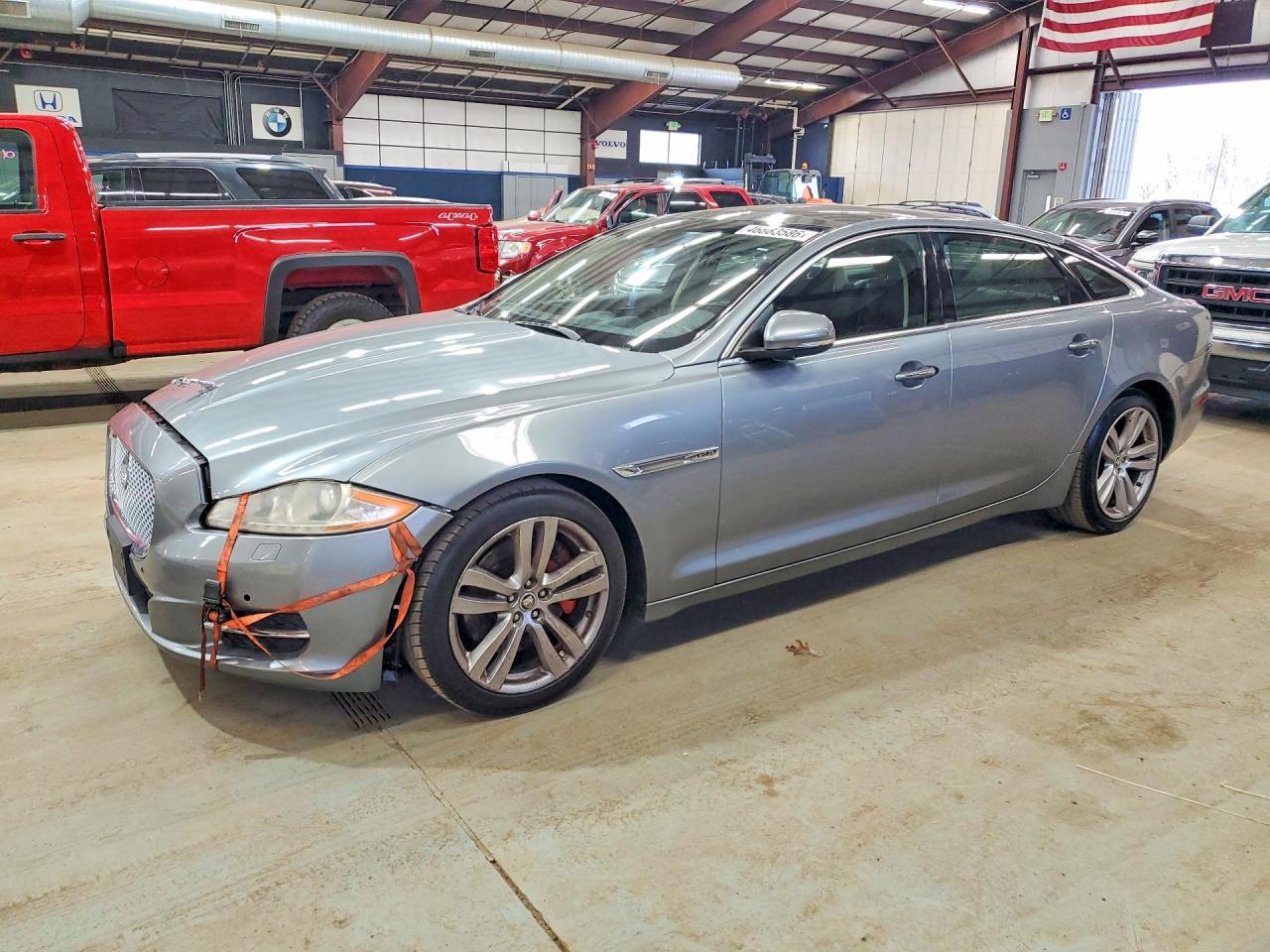 2011 JAGUAR XJL