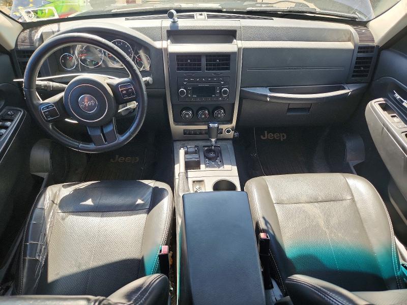 2012 JEEP LIBERTY SPORT — Фото 8 из 13