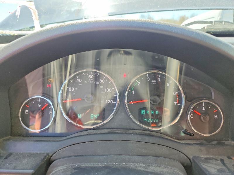 2012 JEEP LIBERTY SPORT — Фото 9 из 13
