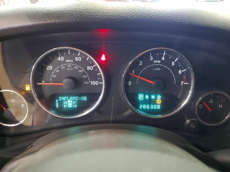 2014 JEEP WRANGLER UNLIMITED SPORT — Фото 9 из 14