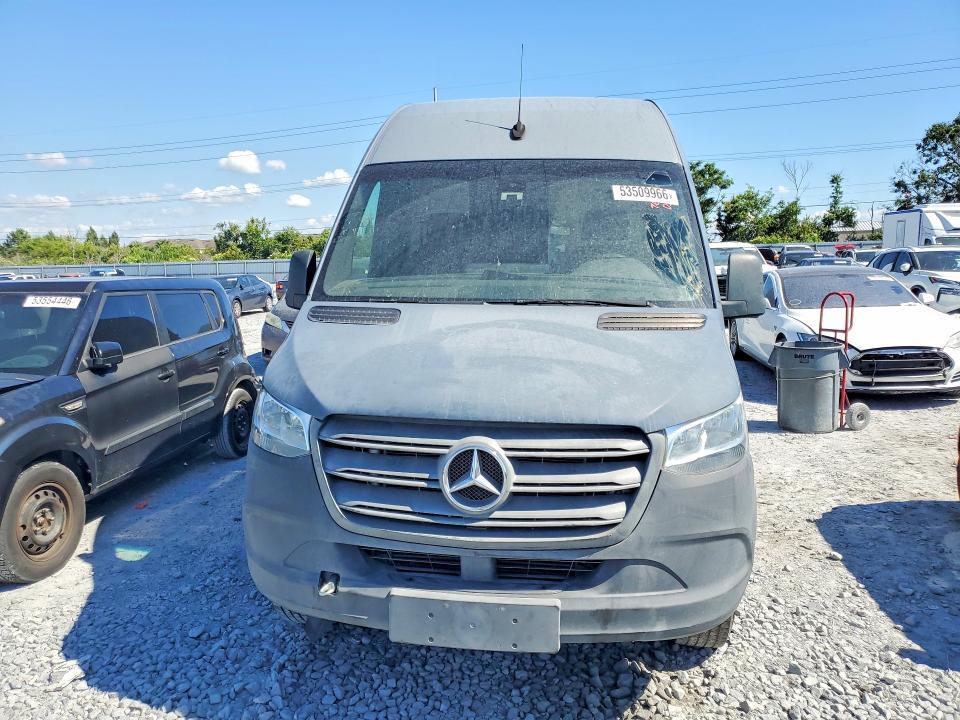 2019 MERCEDES BENZ SPRINTER 2500 DELIVERY VAN — Фото 5 из 12