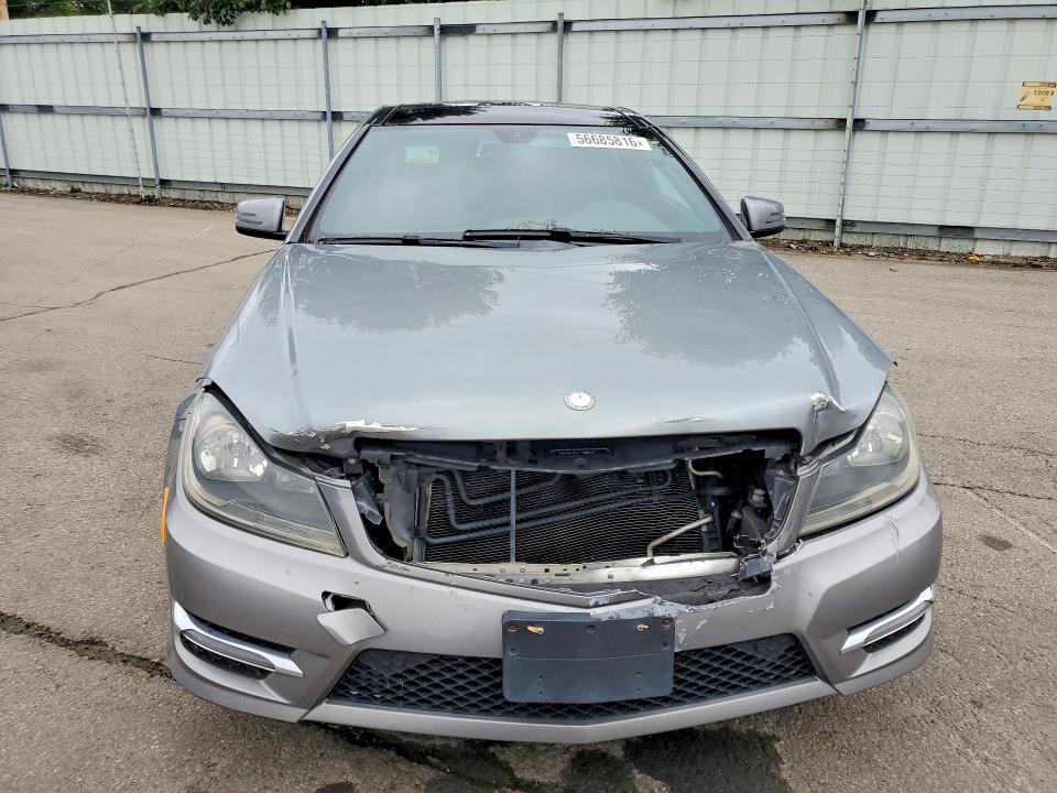 2015 MERCEDES-BENZ C 250 — Фото 5 из 12