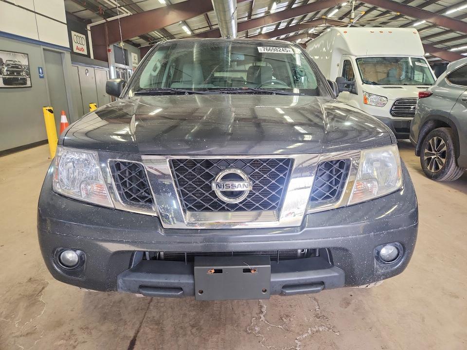 2013 NISSAN FRONTIER SV — Фото 5 из 12