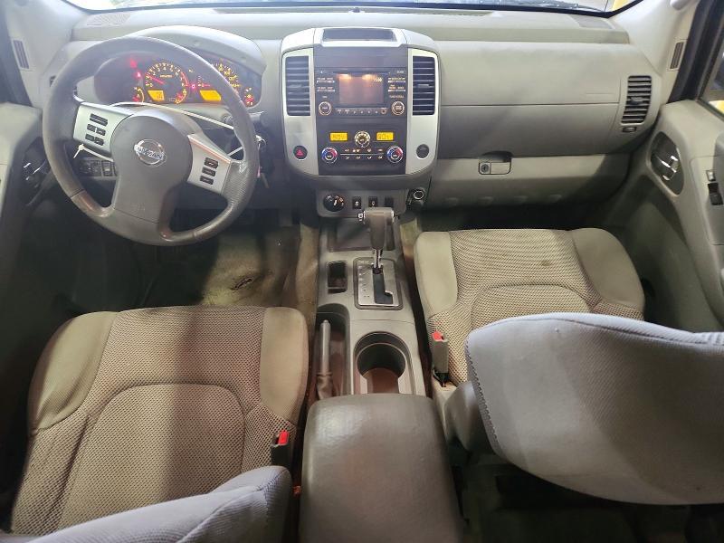 2013 NISSAN FRONTIER SV — Фото 8 из 12