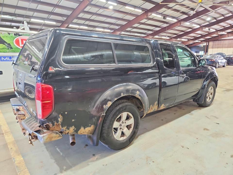 2011 NISSAN FRONTIER SV V6 — Фото 3 из 12