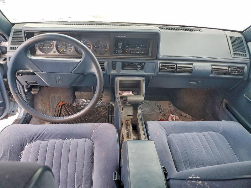 1992 OLDSMOBILE CUTLASS CIERA SL — Фото 8 из 12