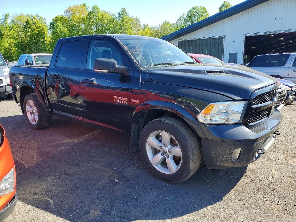 2015 RAM 1500 SLT — Фото 4 из 12