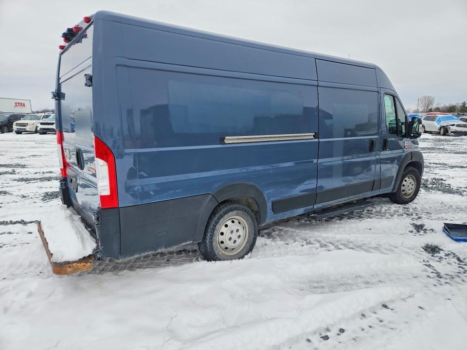 2020 RAM PROMASTER 3500 CARGO — Фото 3 из 12