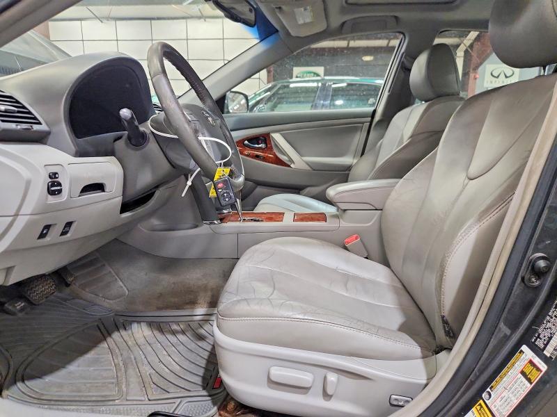 2011 TOYOTA CAMRY HYBRID — Фото 7 из 12