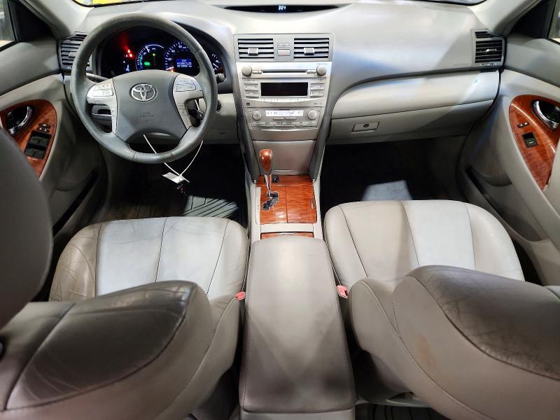 2011 TOYOTA CAMRY HYBRID — Фото 8 из 12