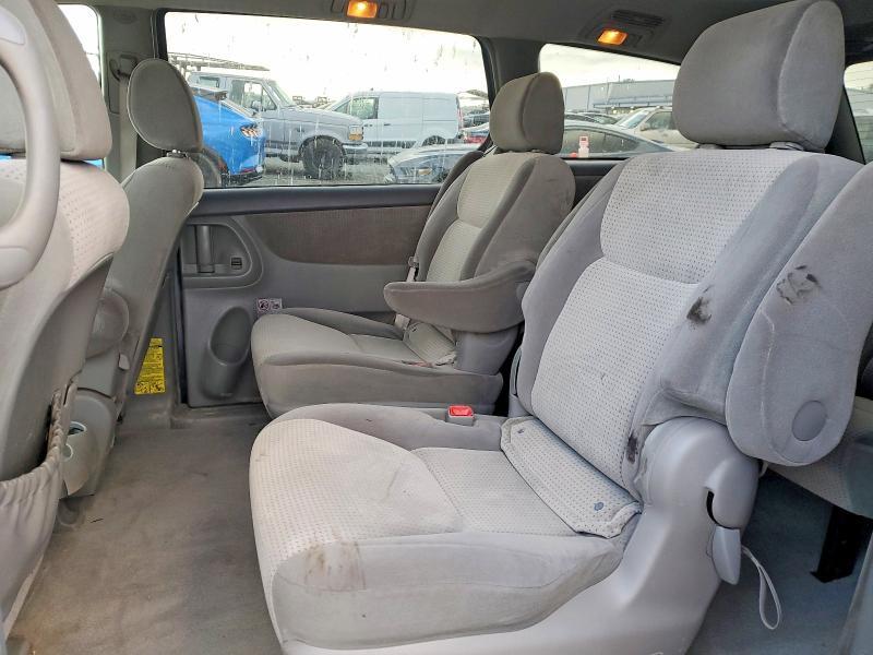 2007 TOYOTA SIENNA CE — Фото 11 из 14