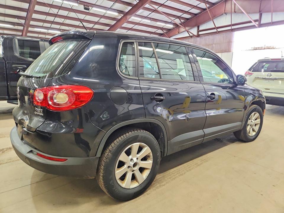2010 VOLKSWAGEN TIGUAN SE — Фото 3 из 13