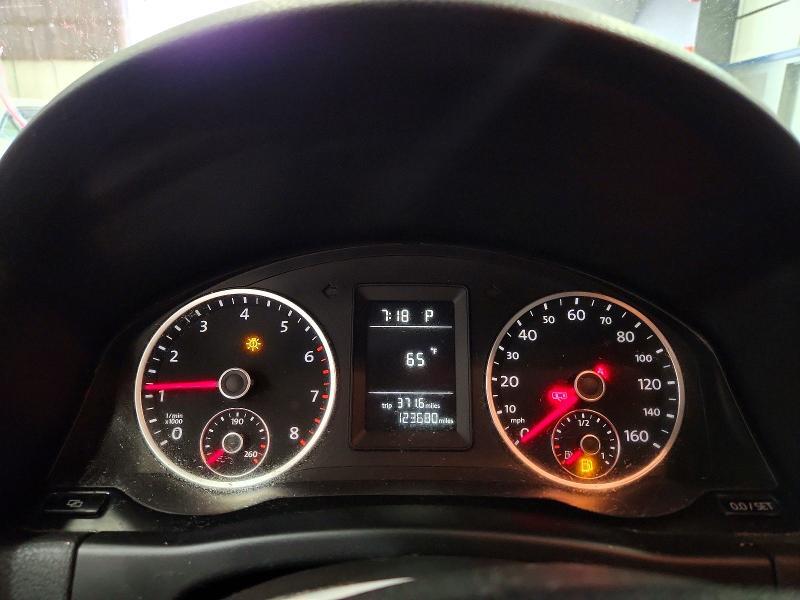 2010 VOLKSWAGEN TIGUAN SE — Фото 9 из 13