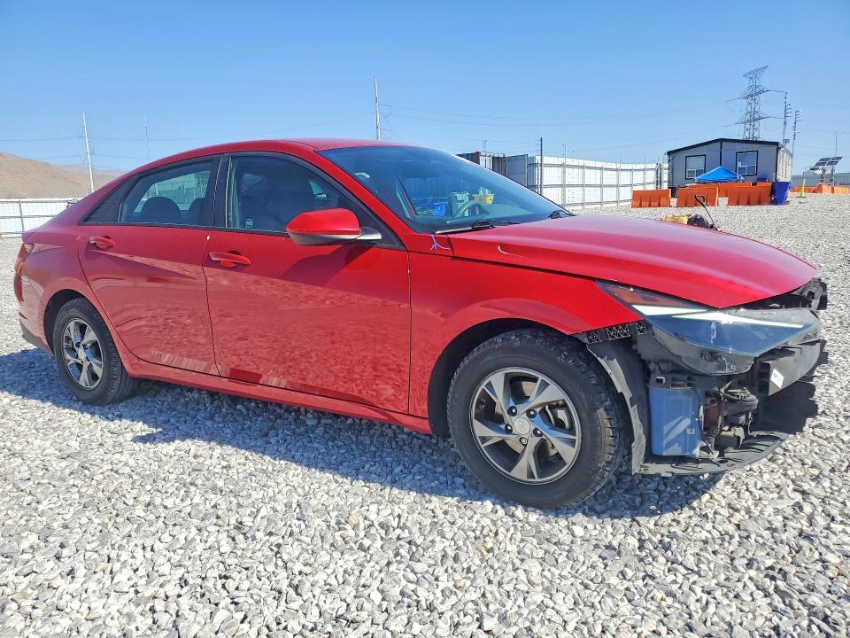 2021 HYUNDAI ELANTRA SE — Фото 4 из 13