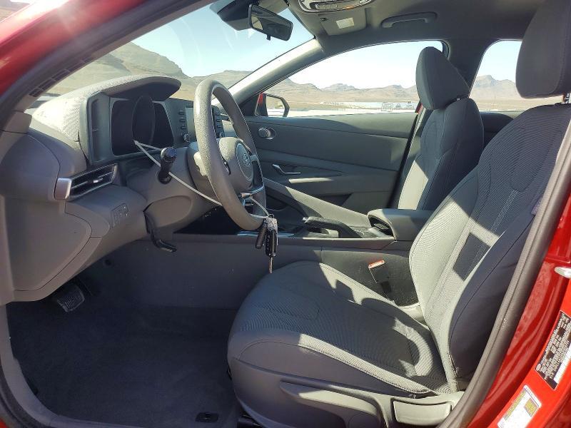2021 HYUNDAI ELANTRA SE — Фото 7 из 13