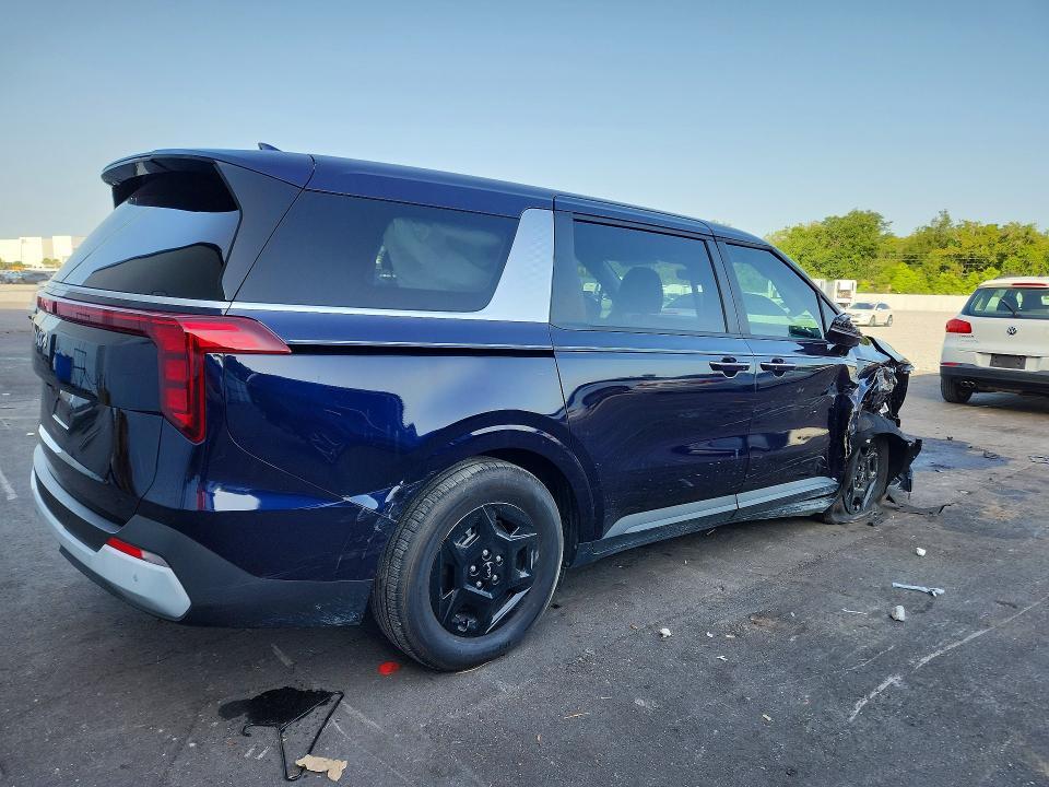 2026 KIA CARNIVAL EX — Фото 3 из 13