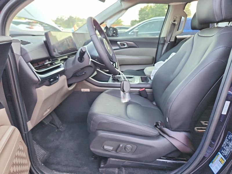 2026 KIA CARNIVAL EX — Фото 7 из 13