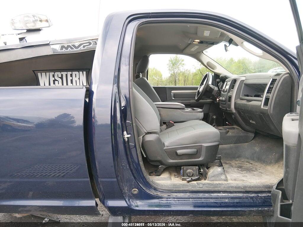 3C6LR5AT3JG363597 2018 RAM 2500 photo no. 8