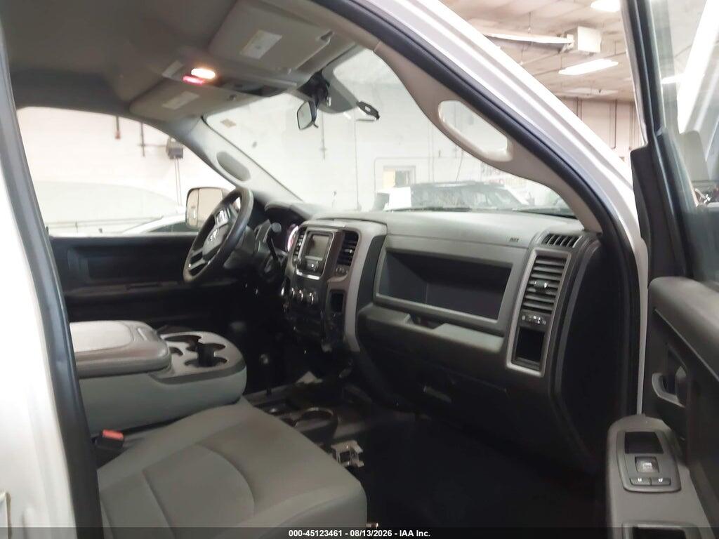 3C6TR5CT3JG306698 2018 RAM 2500 photo no. 5