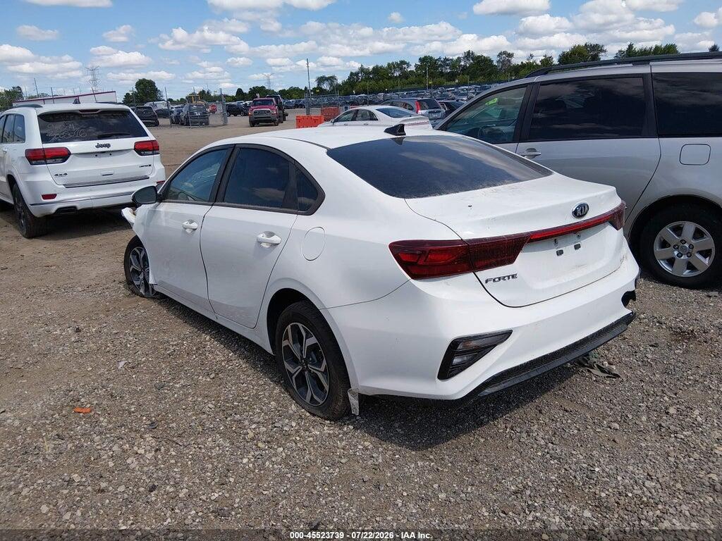 3KPF24AD7ME348565 2021 KIA FORTE photo no. 3