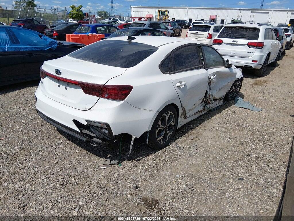 3KPF24AD7ME348565 2021 KIA FORTE photo no. 4