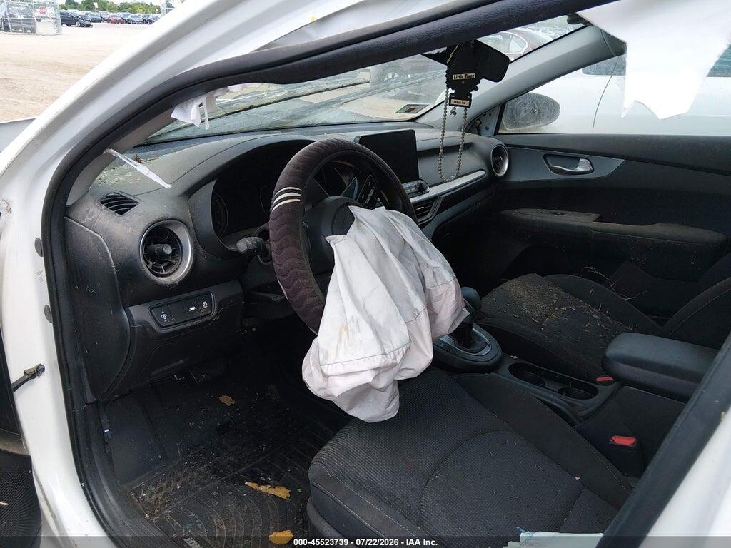 3KPF24AD7ME348565 2021 KIA FORTE photo no. 5