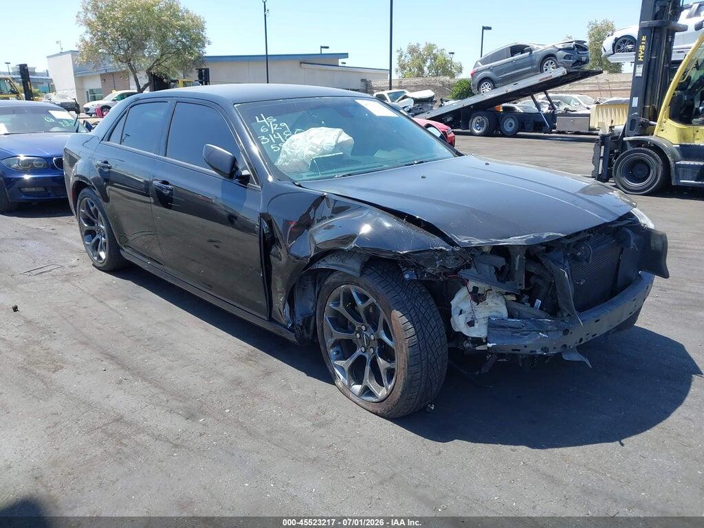 2C3CCABG8GH175840 2016 CHRYSLER 300 photo no. 1