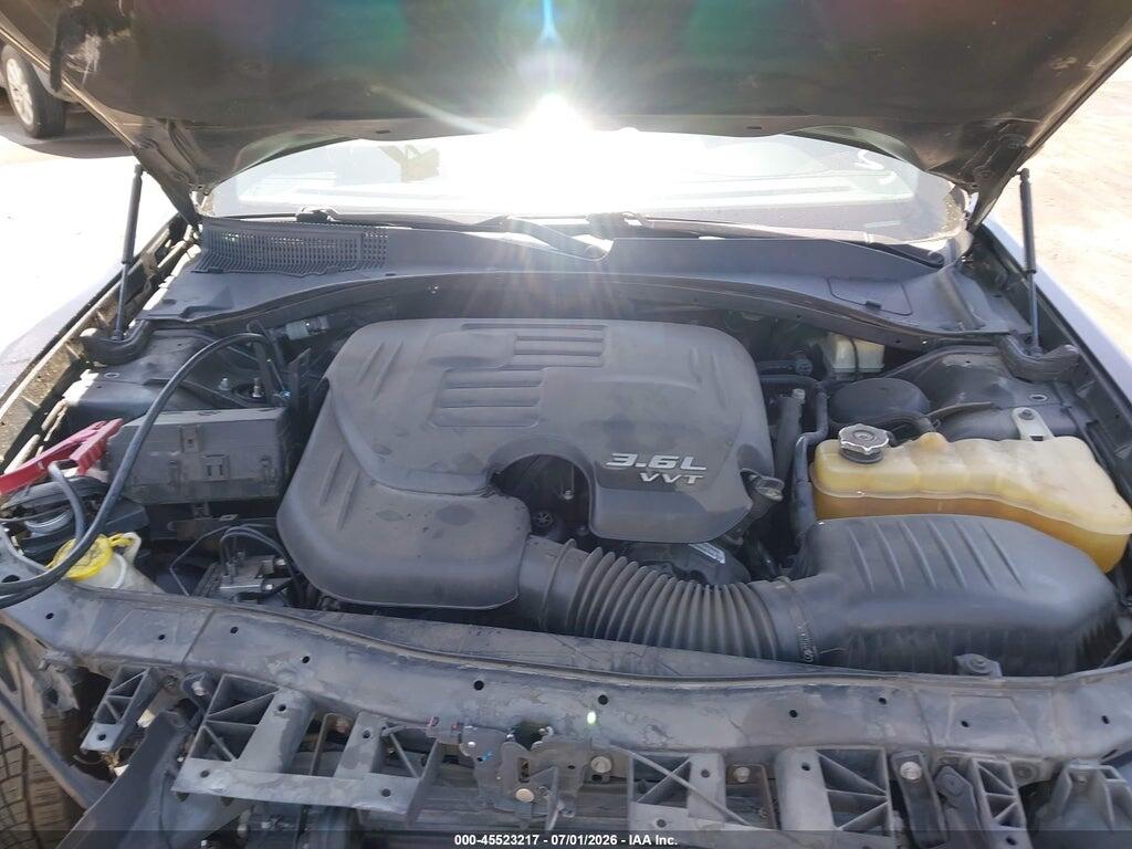 2C3CCABG8GH175840 2016 CHRYSLER 300 photo no. 10