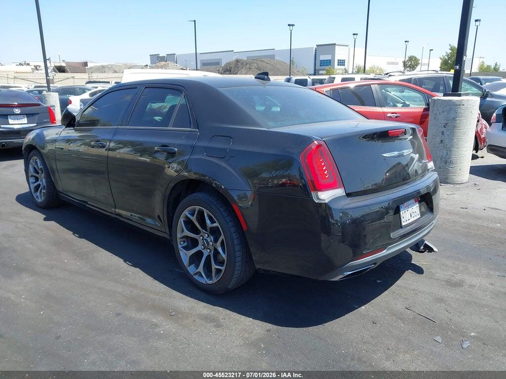 2C3CCABG8GH175840 2016 CHRYSLER 300 photo no. 3